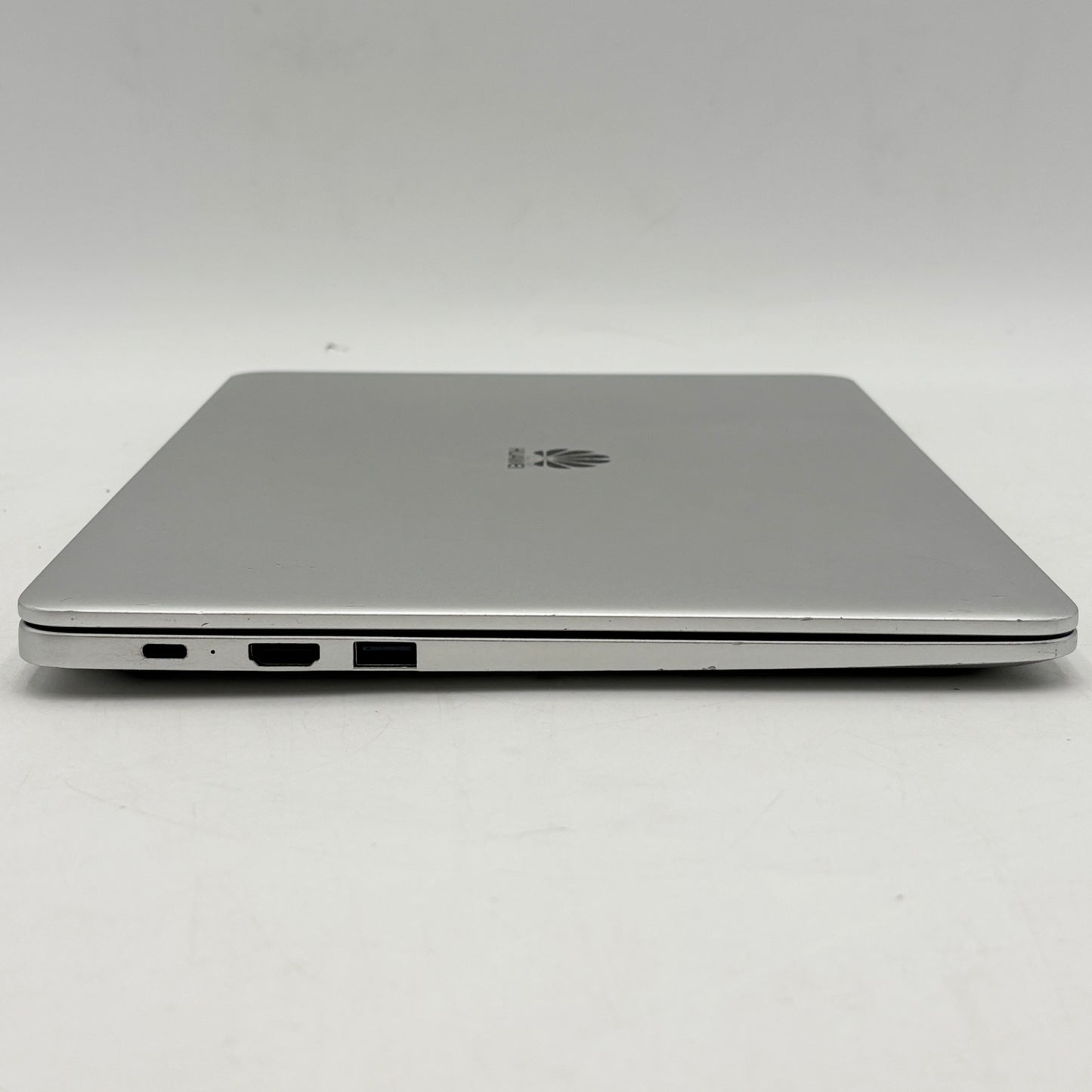 Huawei MateBook D KPL-W00 14" Ryzen 5 2500U 2.0GHz 8GB RAM 256GB SSD Radeon Vega