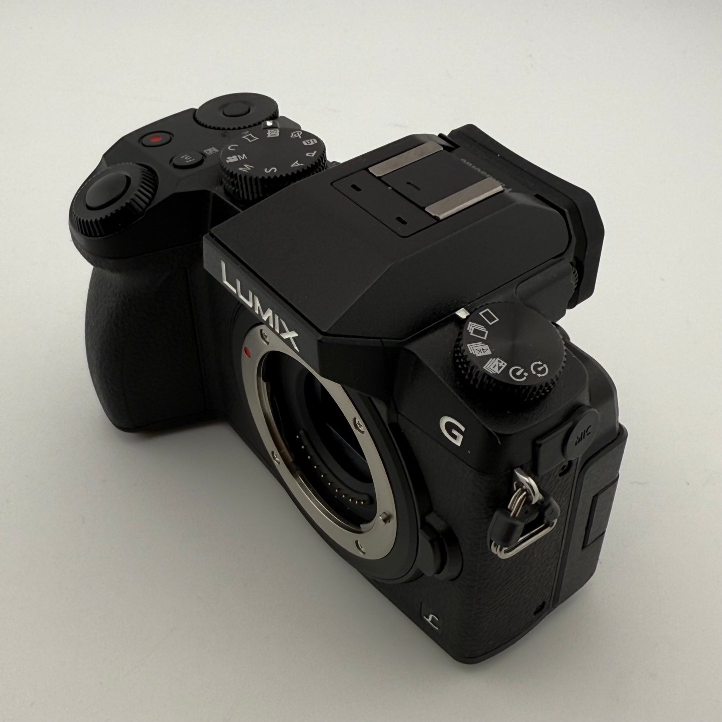 Panasonic Lumix DMC-G7 16.0 MP 4K Digital Camera 3x Genuine Battery and Charger