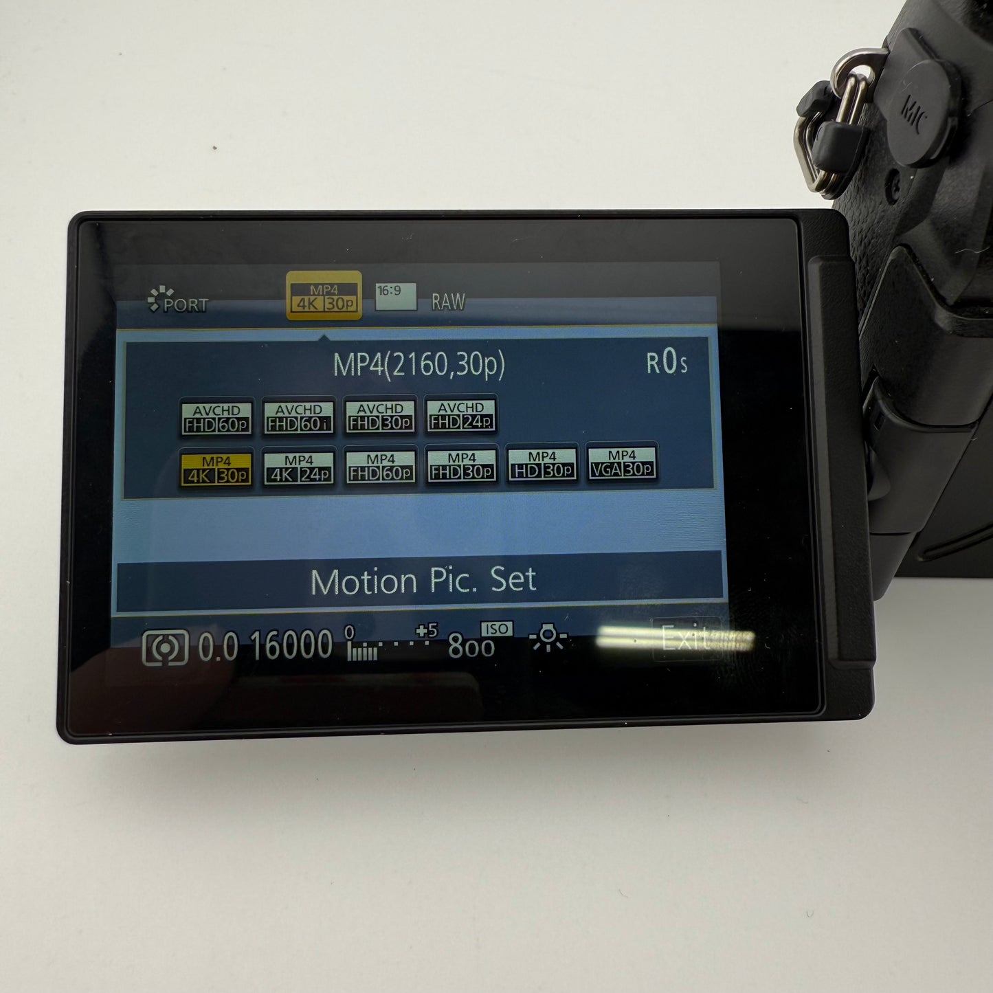 Panasonic Lumix DMC-G7 16.0 MP 4K Digital Camera 3x Genuine Battery and Charger