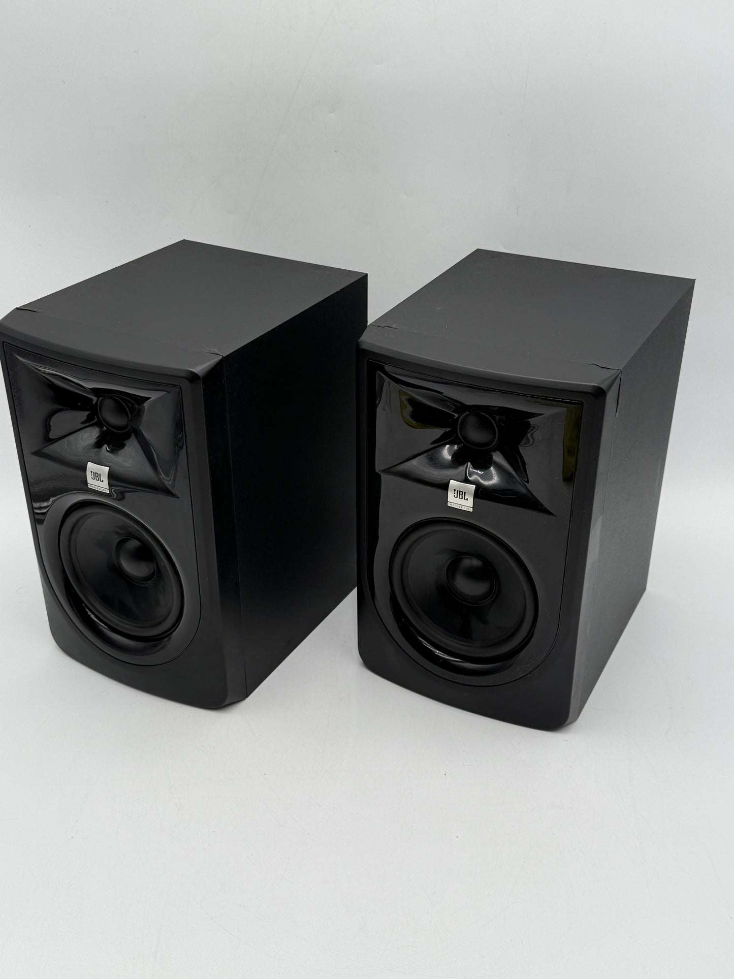 JBL Professional 305P MKII Studio Monitor 305P MKII pair