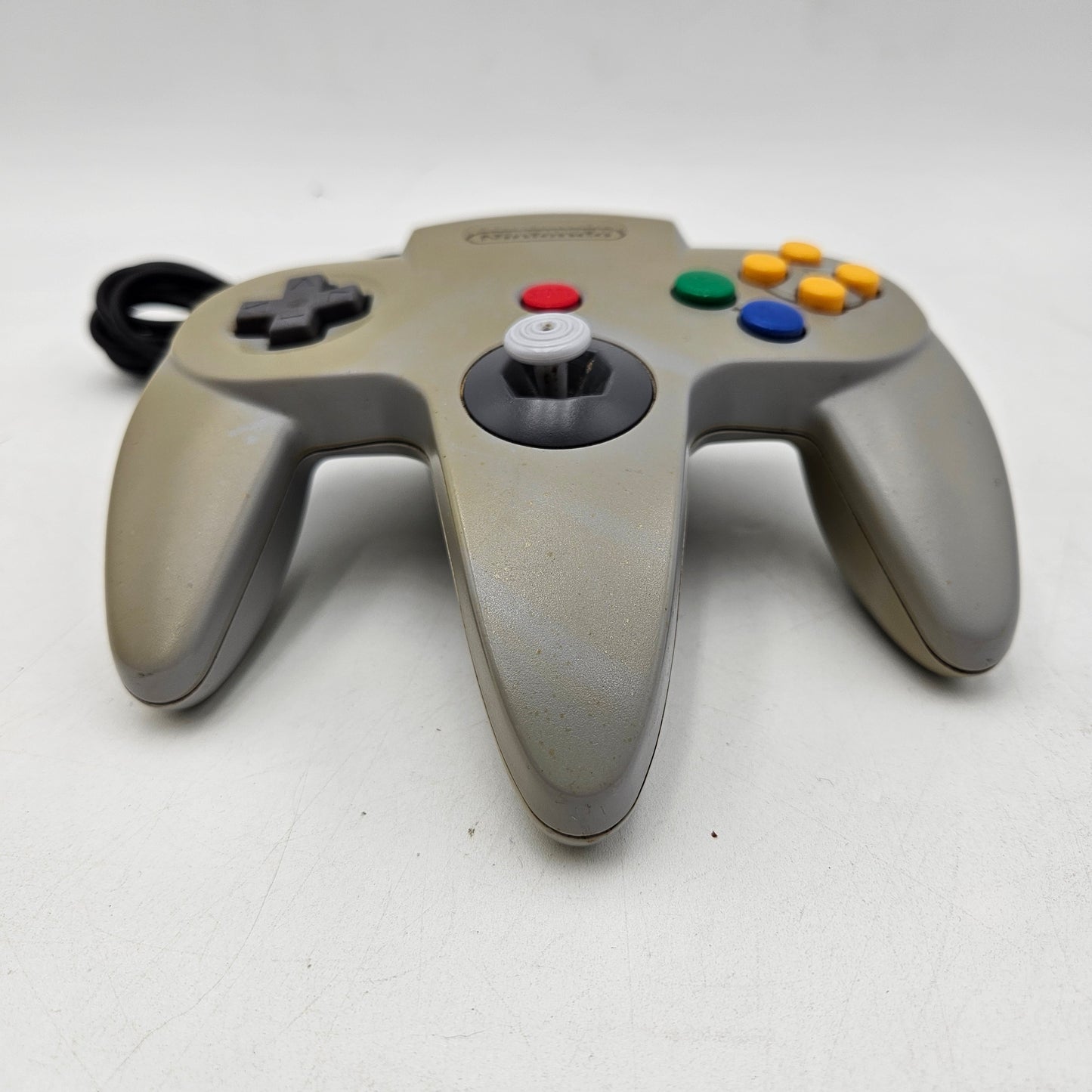 Nintendo 64 N64 Video Game Console NUS-001 Gray w/ 3 controllers & Transfer Pak