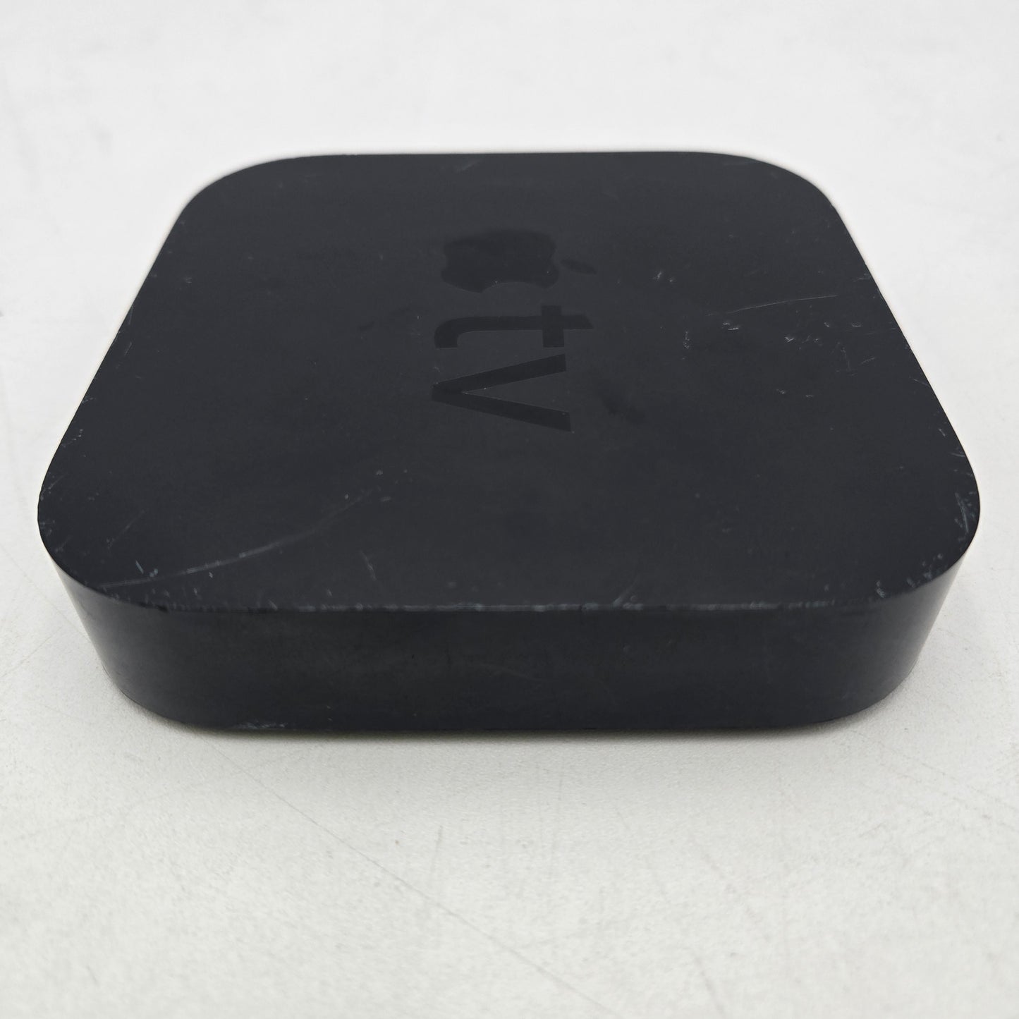 Apple Apple TV (3rd generation) 8GB Digital HD Media Streamer WiFi + Ethernet