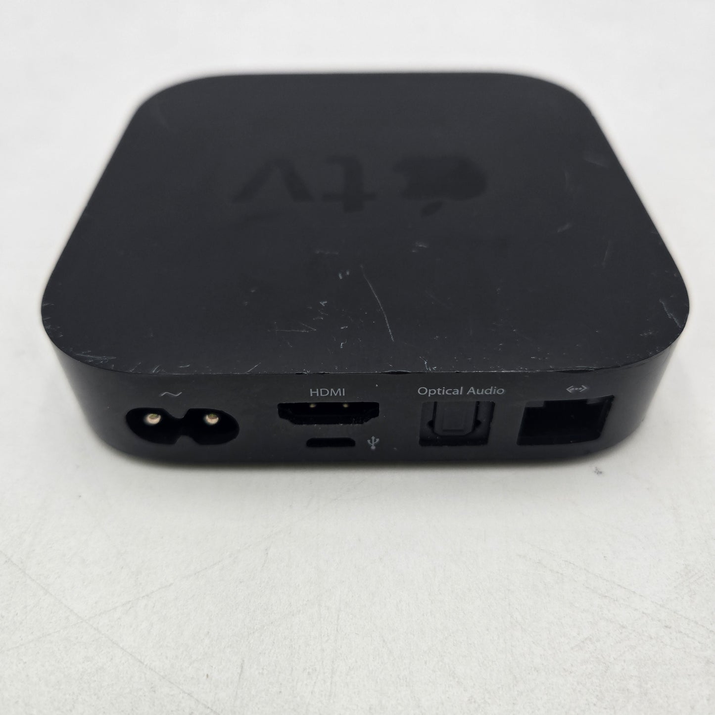 Apple Apple TV (3rd generation) 8GB Digital HD Media Streamer WiFi + Ethernet