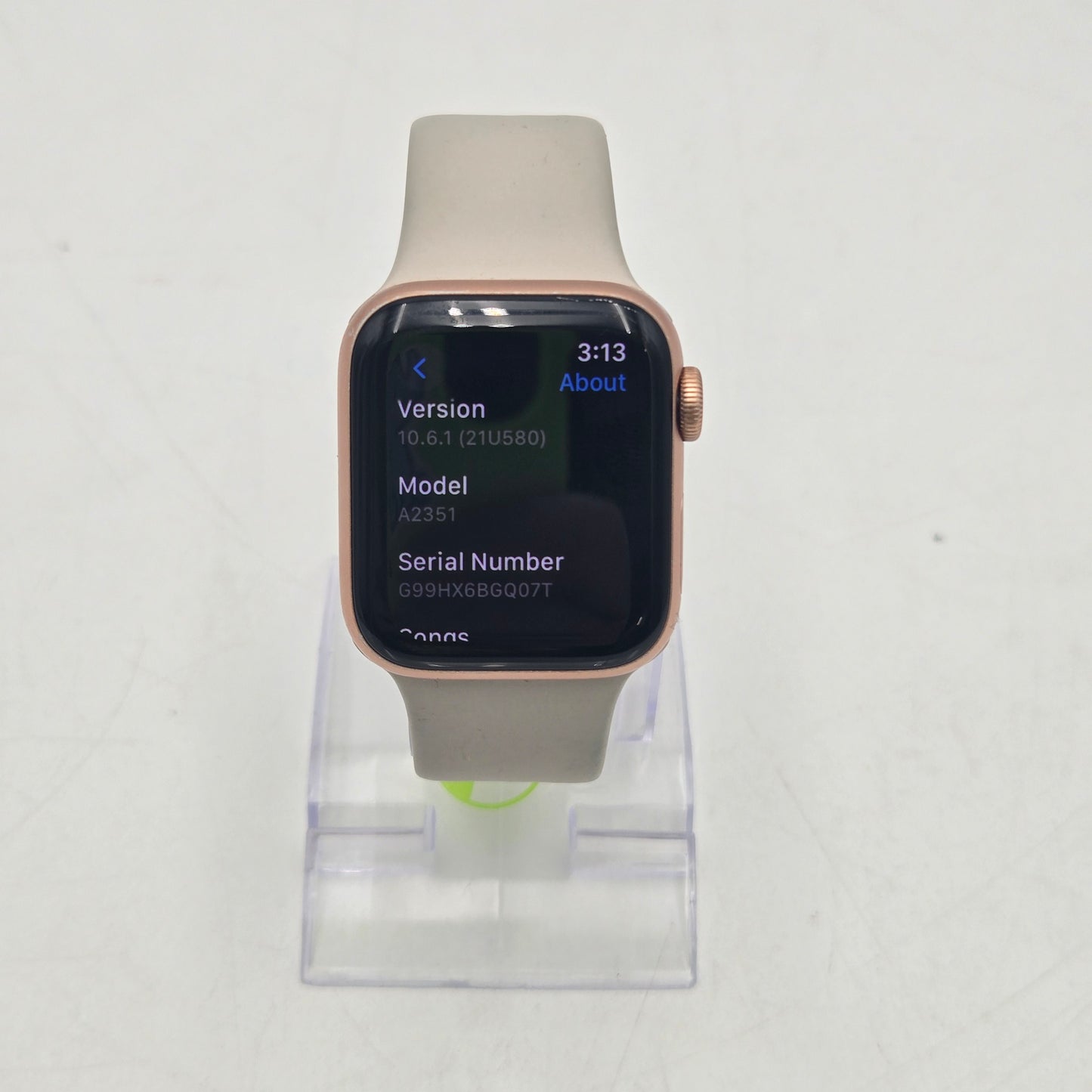 GPS Only Apple Watch SE 1st Gen 40MM Gold Aluminum Beige Nylon Band MKQ03LL/A