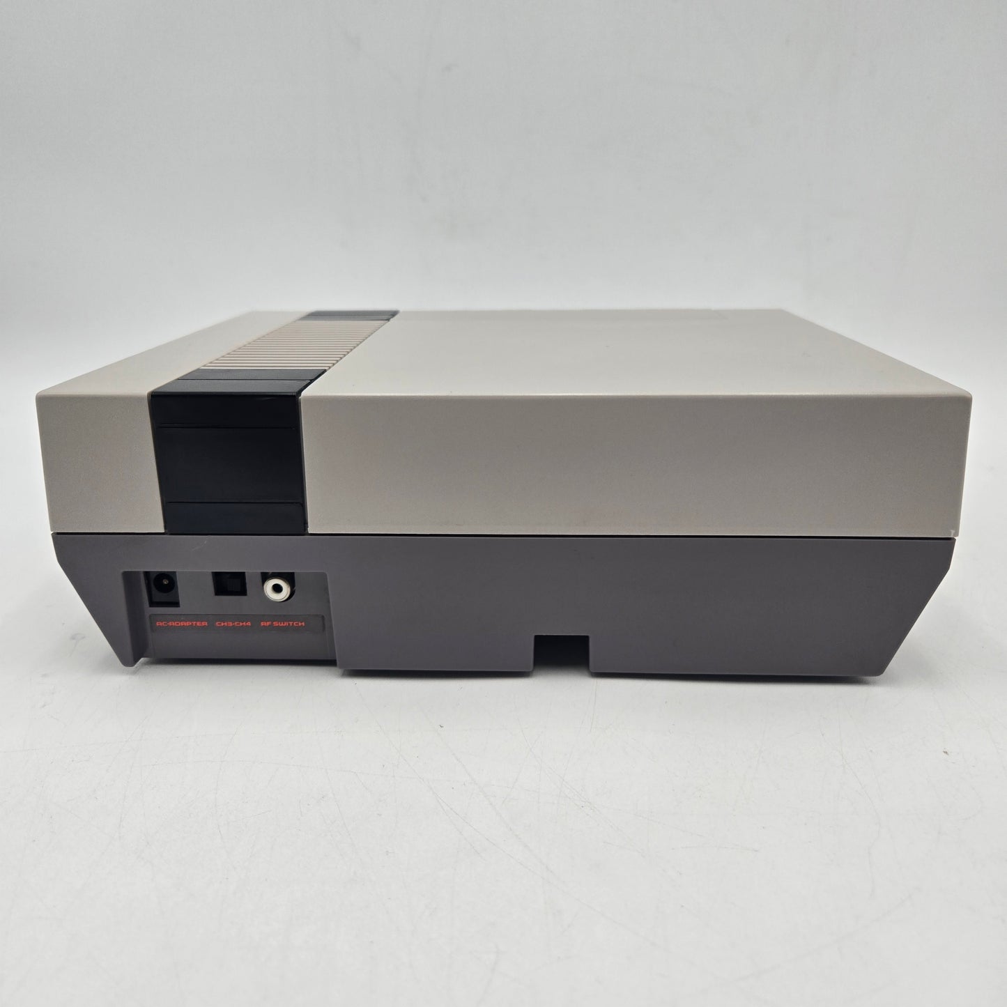 Nintendo Entertainment System NES Video Game Console NES-001 Gray