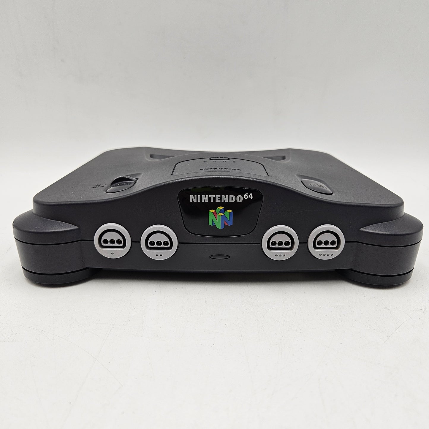 Nintendo 64 N64 Video Game Console NUS-001 Gray w/ 3 controllers & Transfer Pak