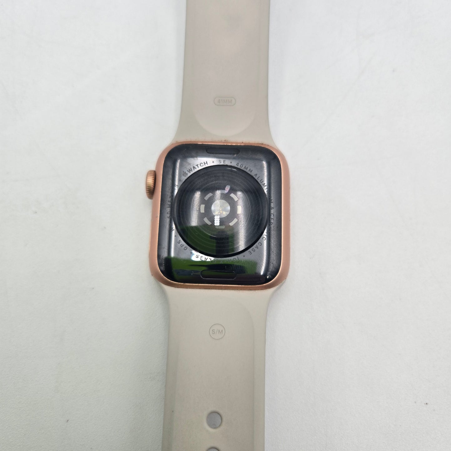 GPS Only Apple Watch SE 1st Gen 40MM Gold Aluminum Beige Nylon Band MKQ03LL/A