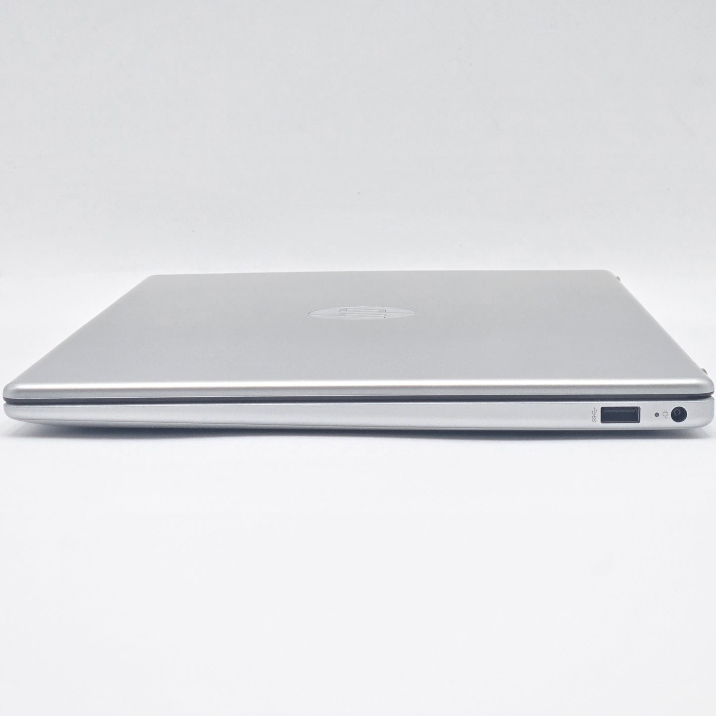 HP Laptop 15-fd0107dx 15.6" i7-1255U 1.7GHz 16GB RAM 512GB SSD Intel® Graphics
