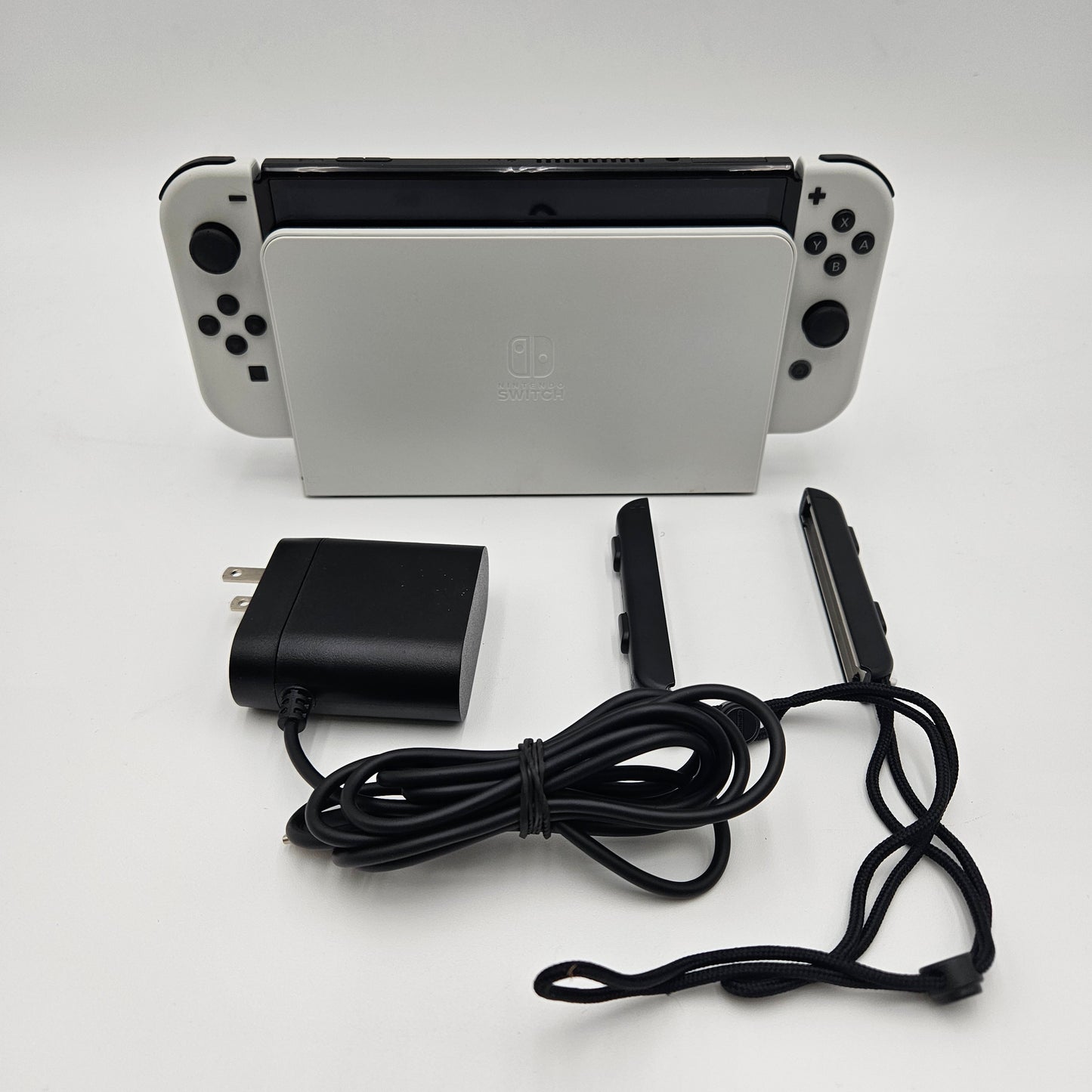 Nintendo Switch OLED Video Game Console HEG-001 Black/White