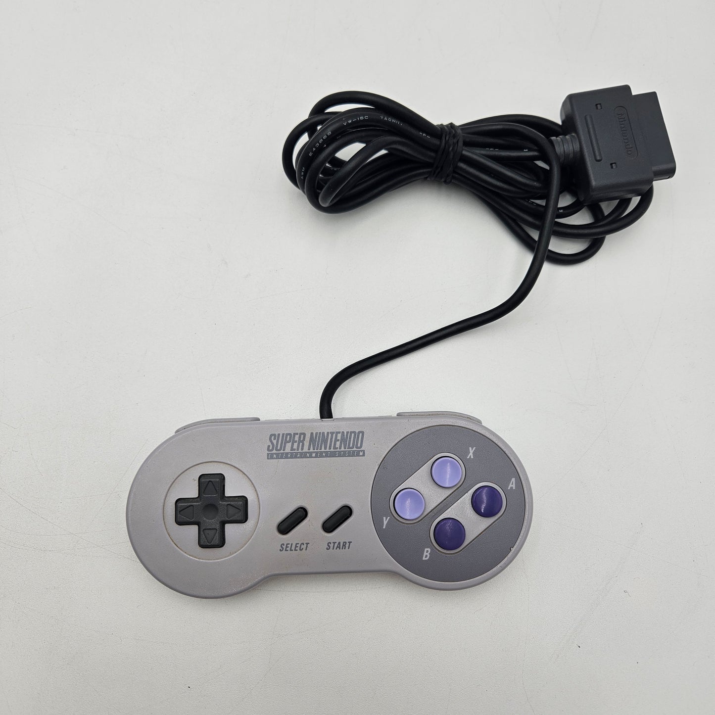 Super Nintendo Super Nintendo Entertainment System SNES Video Game Console SNS-001 Yellowed