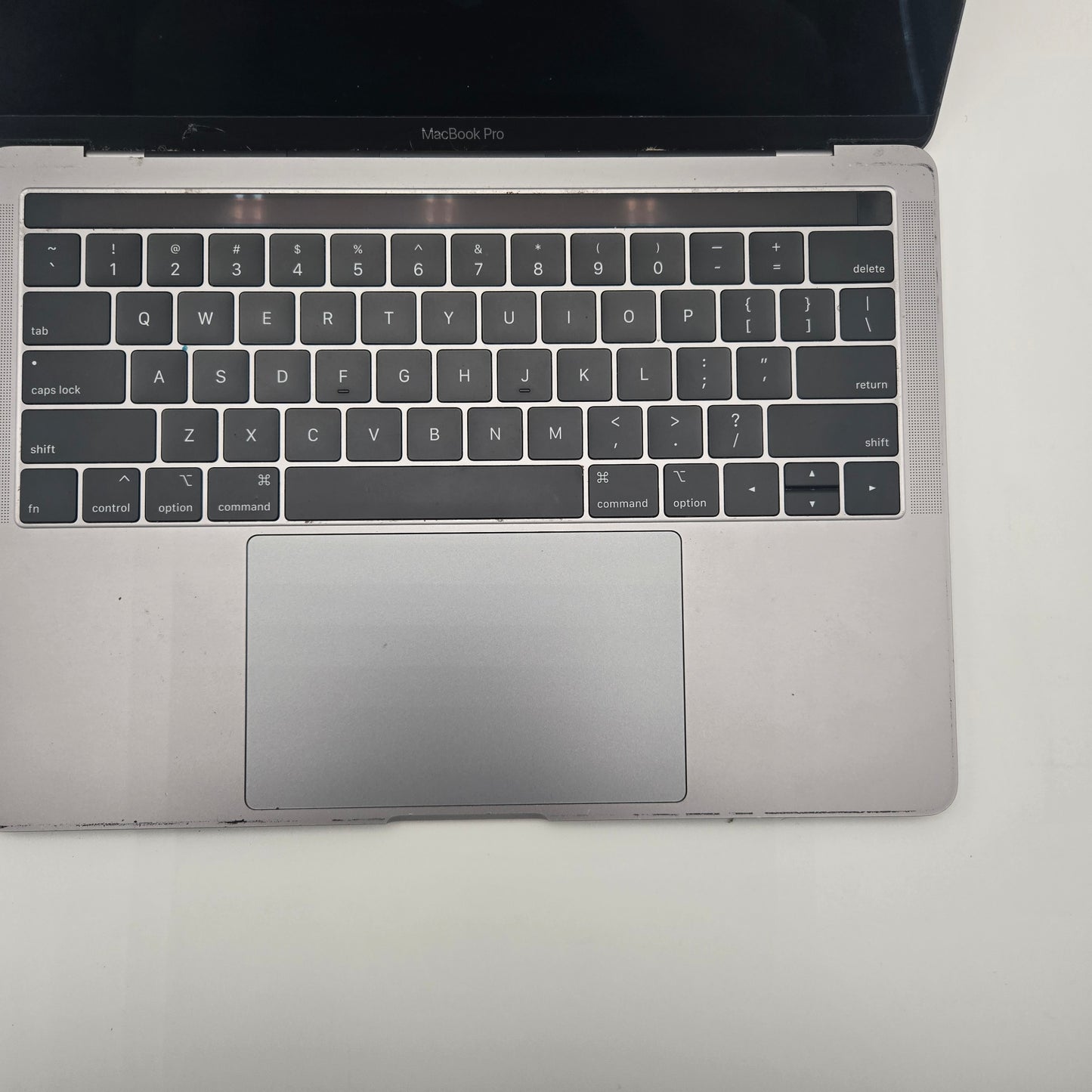 Broken 2019 Apple MacBook Pro 13.3" M2 3.5GHz 8GB RAM 128GB SSD A2159