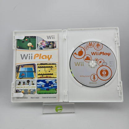 Wii Play [Controller Bundle] (Nintendo Wii, 2007)