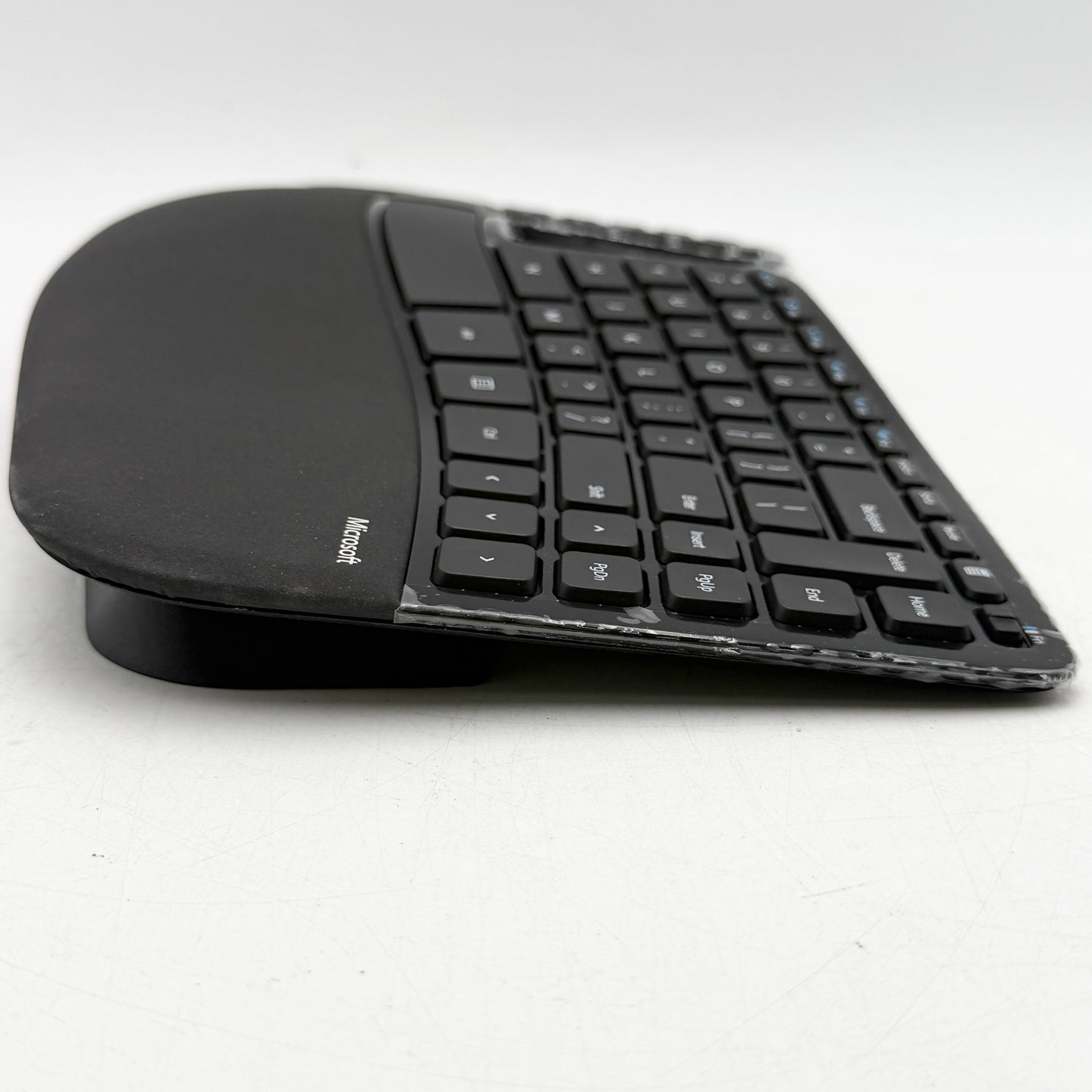 Microsoft Sculpt Ergonomic Desktop Mouse and Keyboard L5V-00001