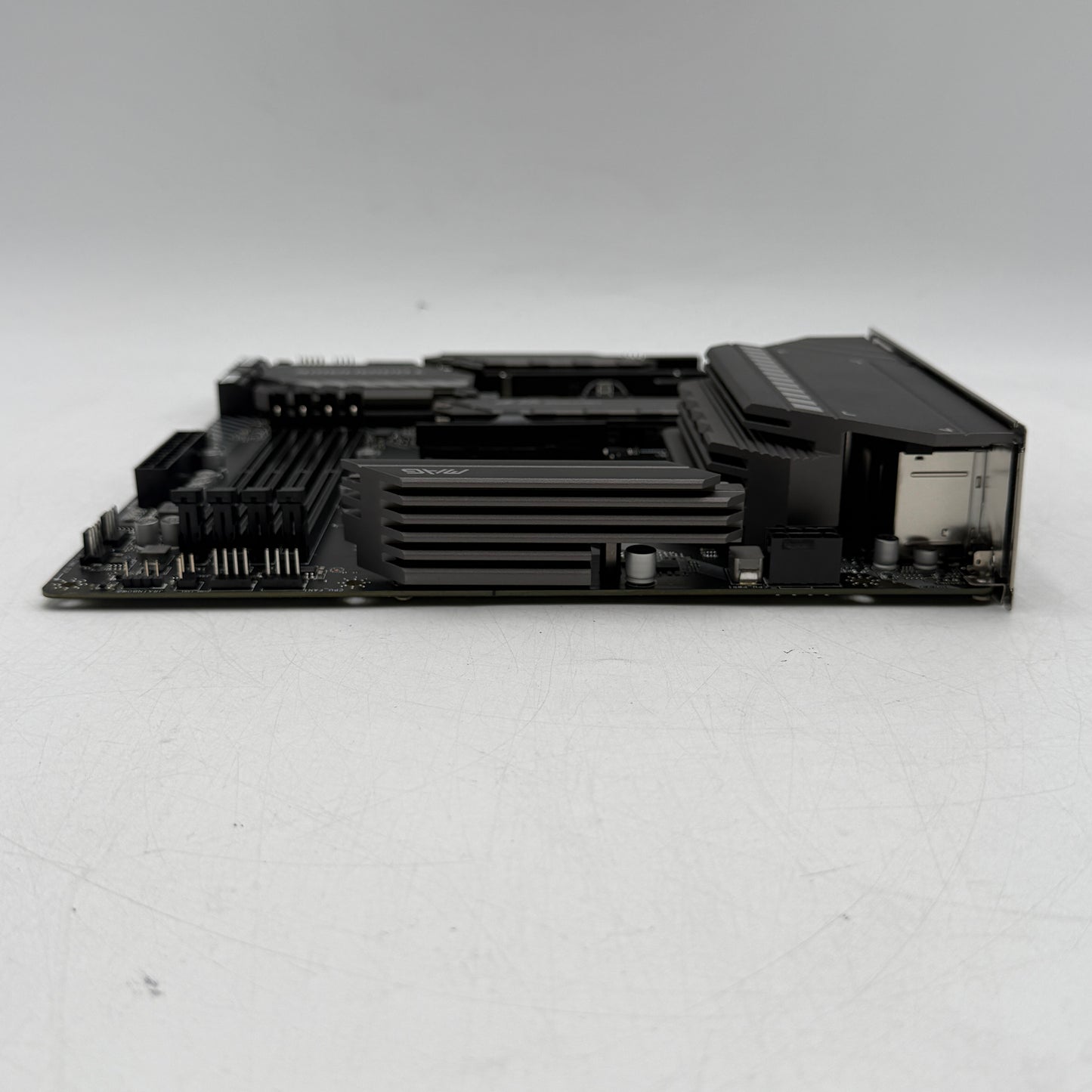 MSi B550 Tomahawk AM4 ATX AMD DDR4 Motherboard