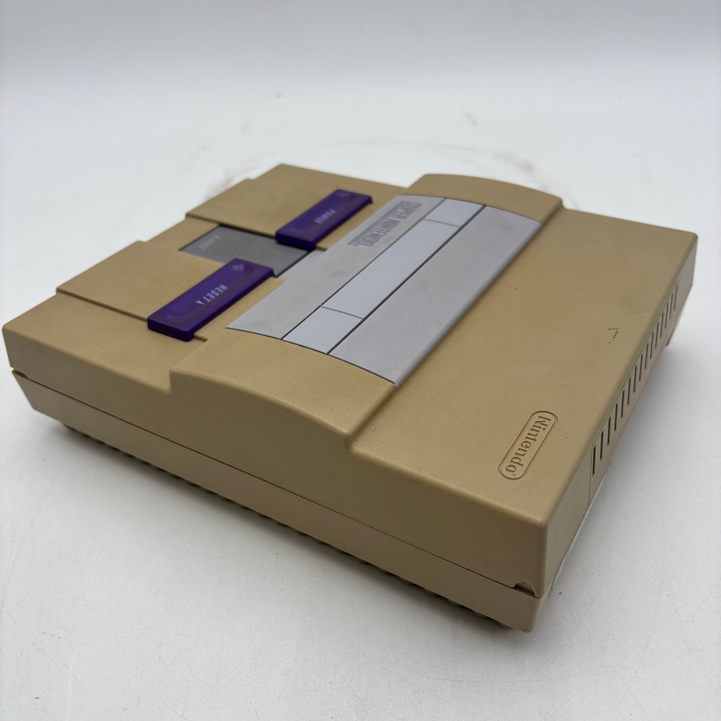 Broken Nintendo Super Nintendo SNES Video Game Console SNS-001 Does not turn on