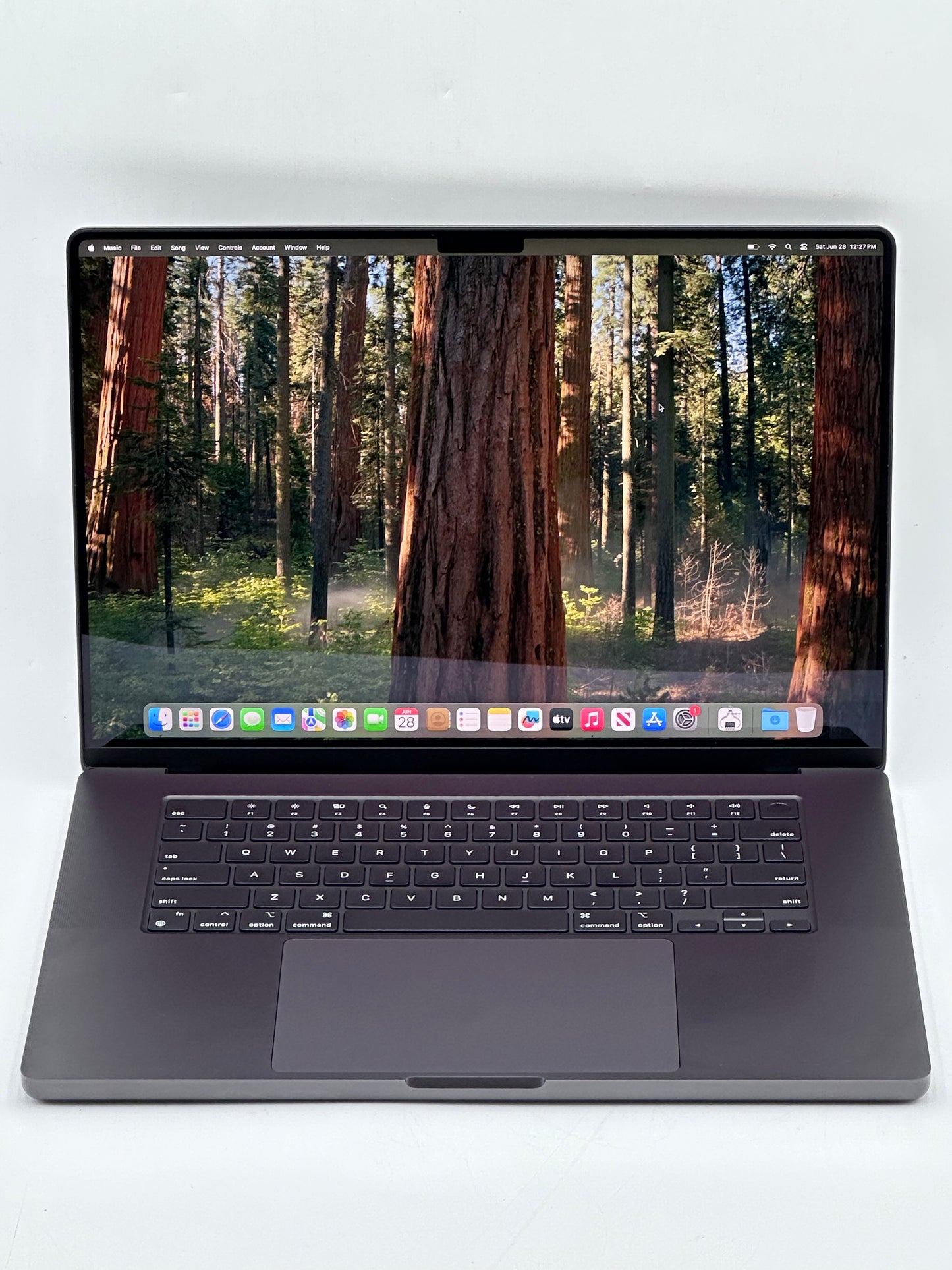 2024 Apple MacBook Pro 16" M4 Max 40C GPU 4.5GHz 48GB RAM 1TB SSD MX313LL/A