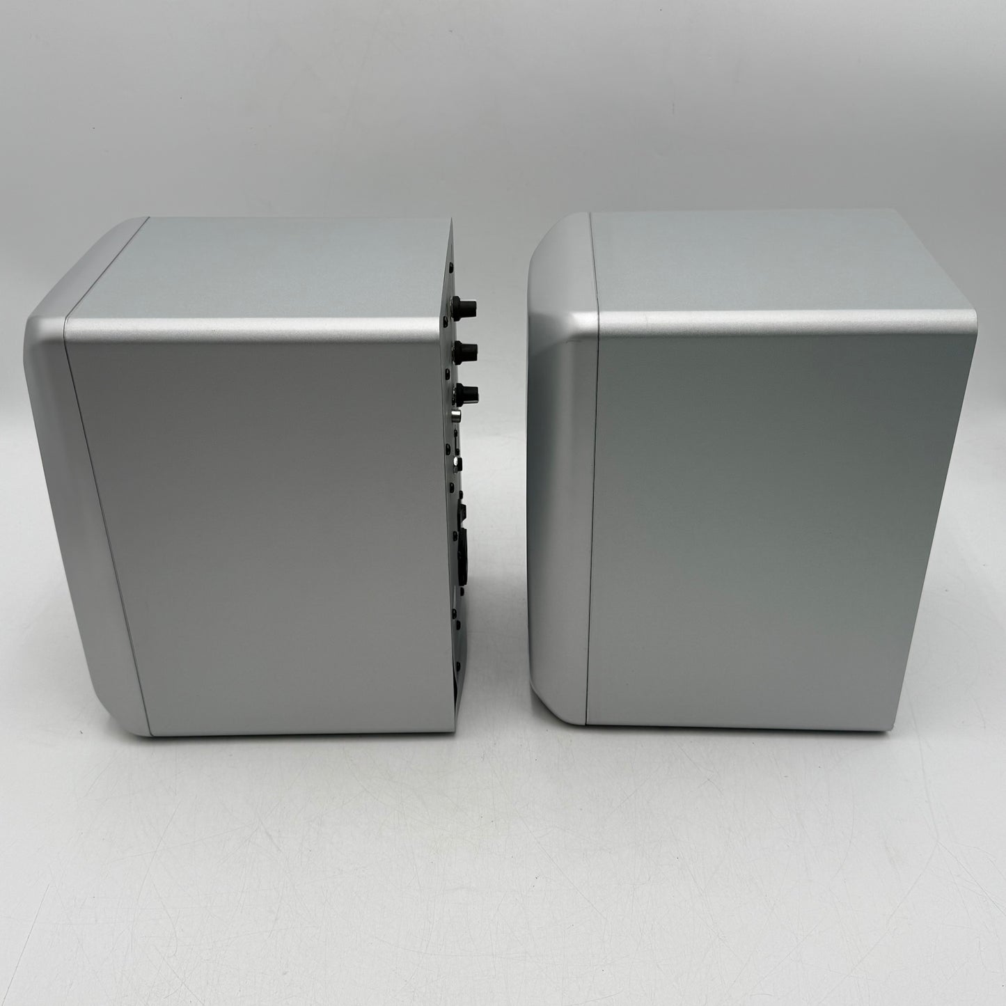 KRK Classic 5 Powered Monitor  Silver CL5G3SB Pair