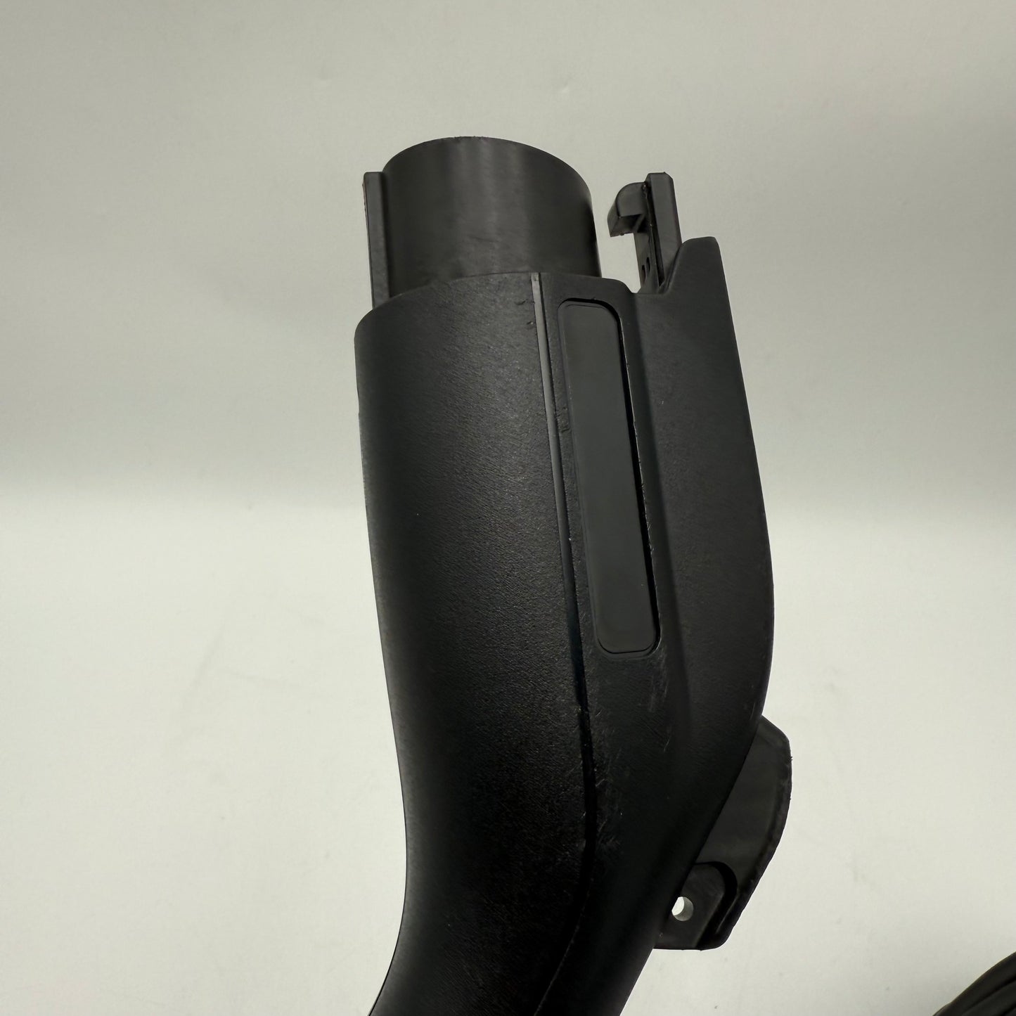 GM Genuine Parts Drive Motor Battery Charger GM Part # 24052885 EV Charger