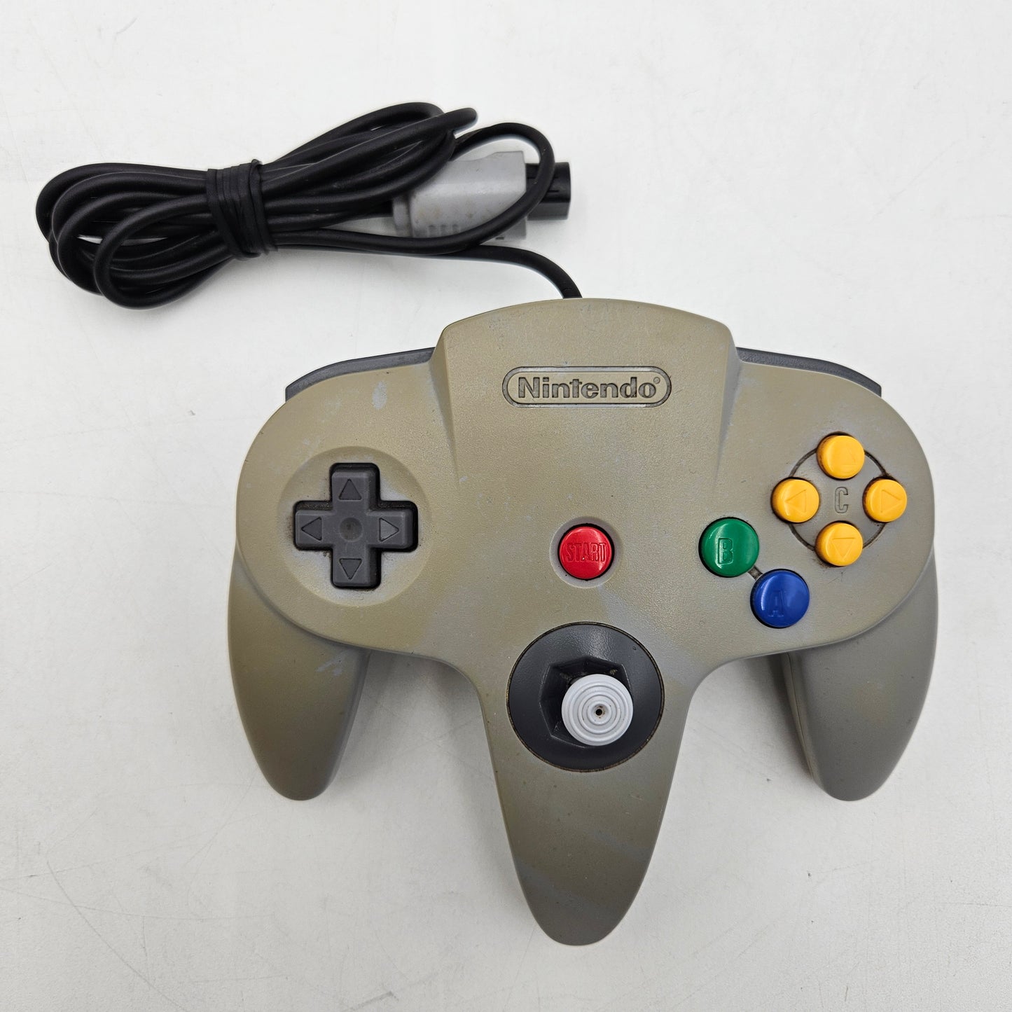 Nintendo 64 N64 Video Game Console NUS-001 Gray w/ 3 controllers & Transfer Pak