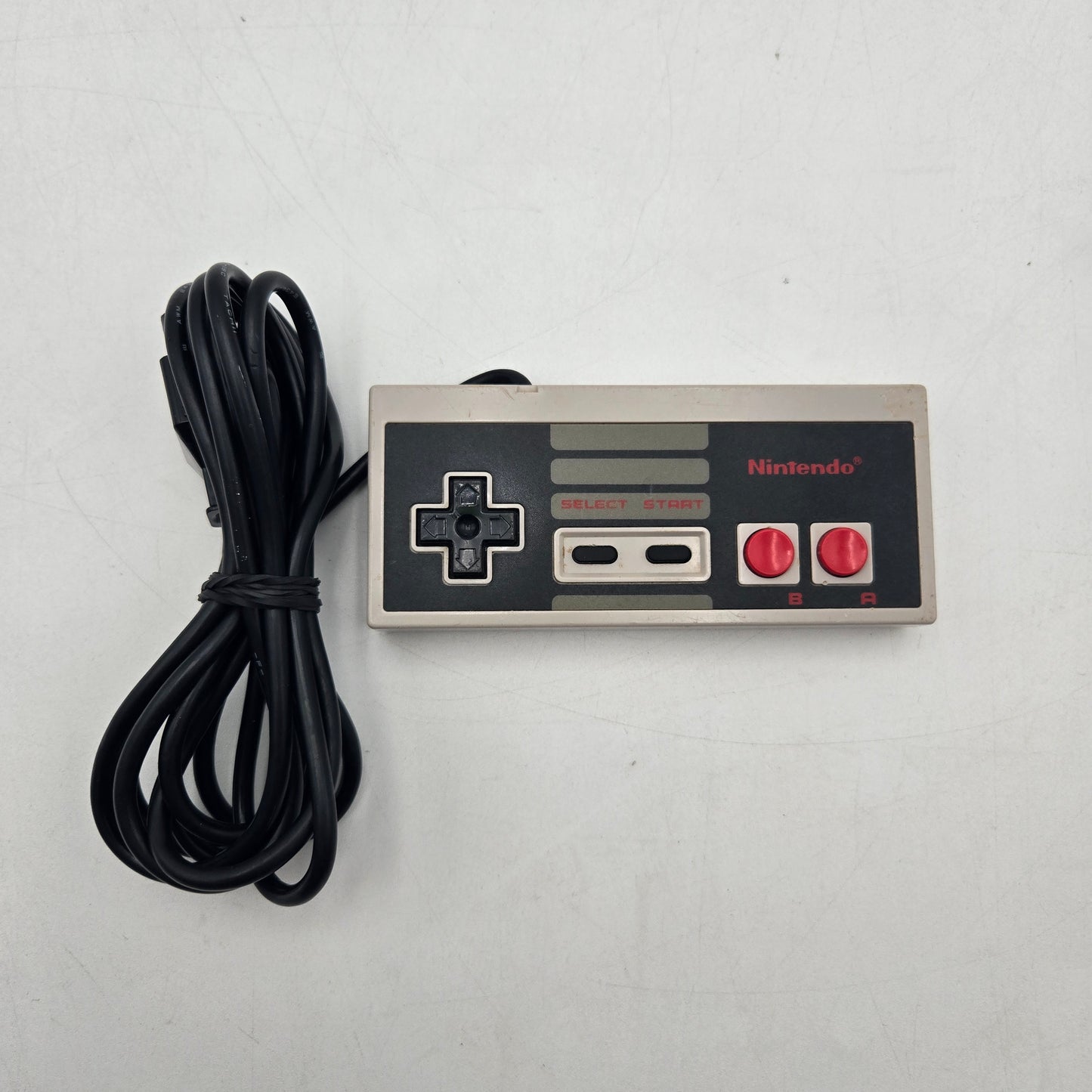 Nintendo Entertainment System NES Video Game Console NES-001 Gray