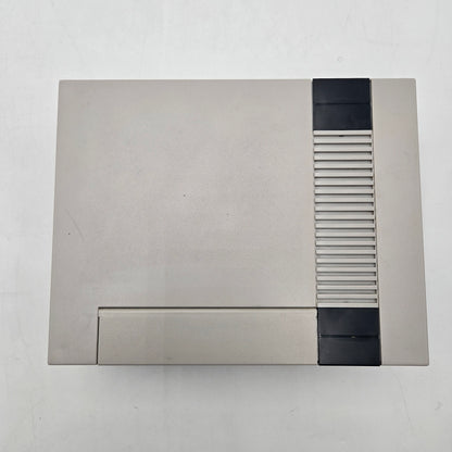 Nintendo Entertainment System NES Video Game Console NES-001 Gray
