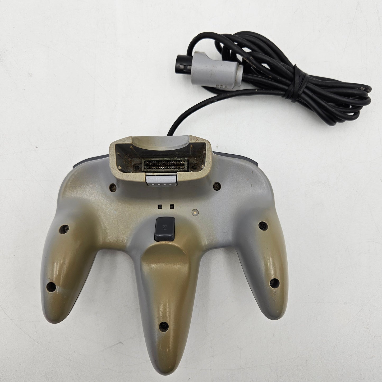Nintendo 64 N64 Video Game Console NUS-001 Gray w/ 3 controllers & Transfer Pak