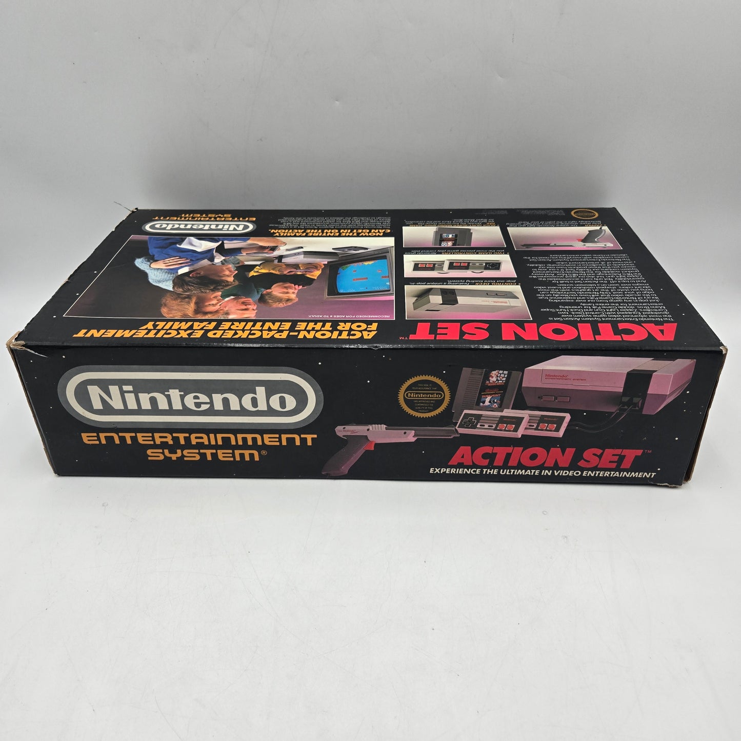 Nintendo Entertainment System NES Action Set NES-001 Gray Complete in Box CIB