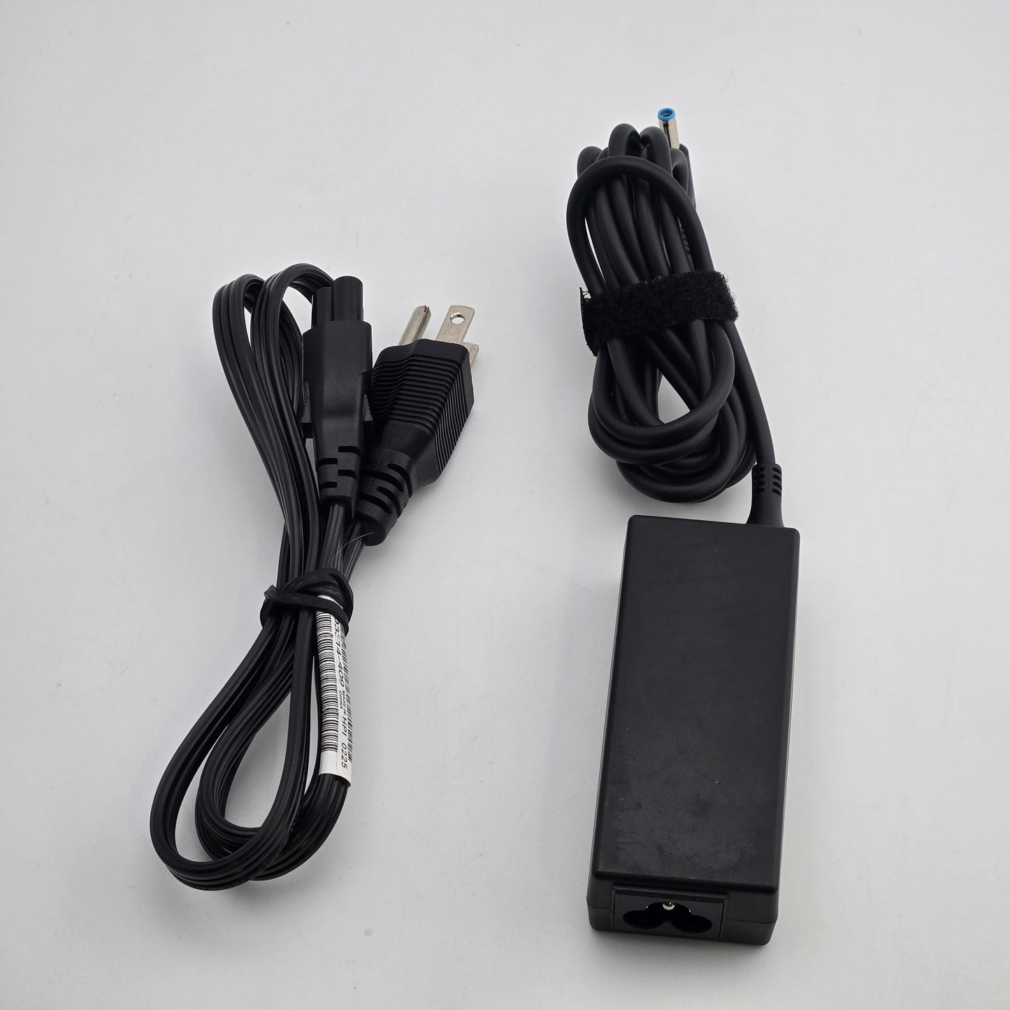 HP Laptop 15-FC0255NR 15.6" AMD Ryzen 3 7320U 2.4GHz 8GB RAM 256GB SSD Radeon