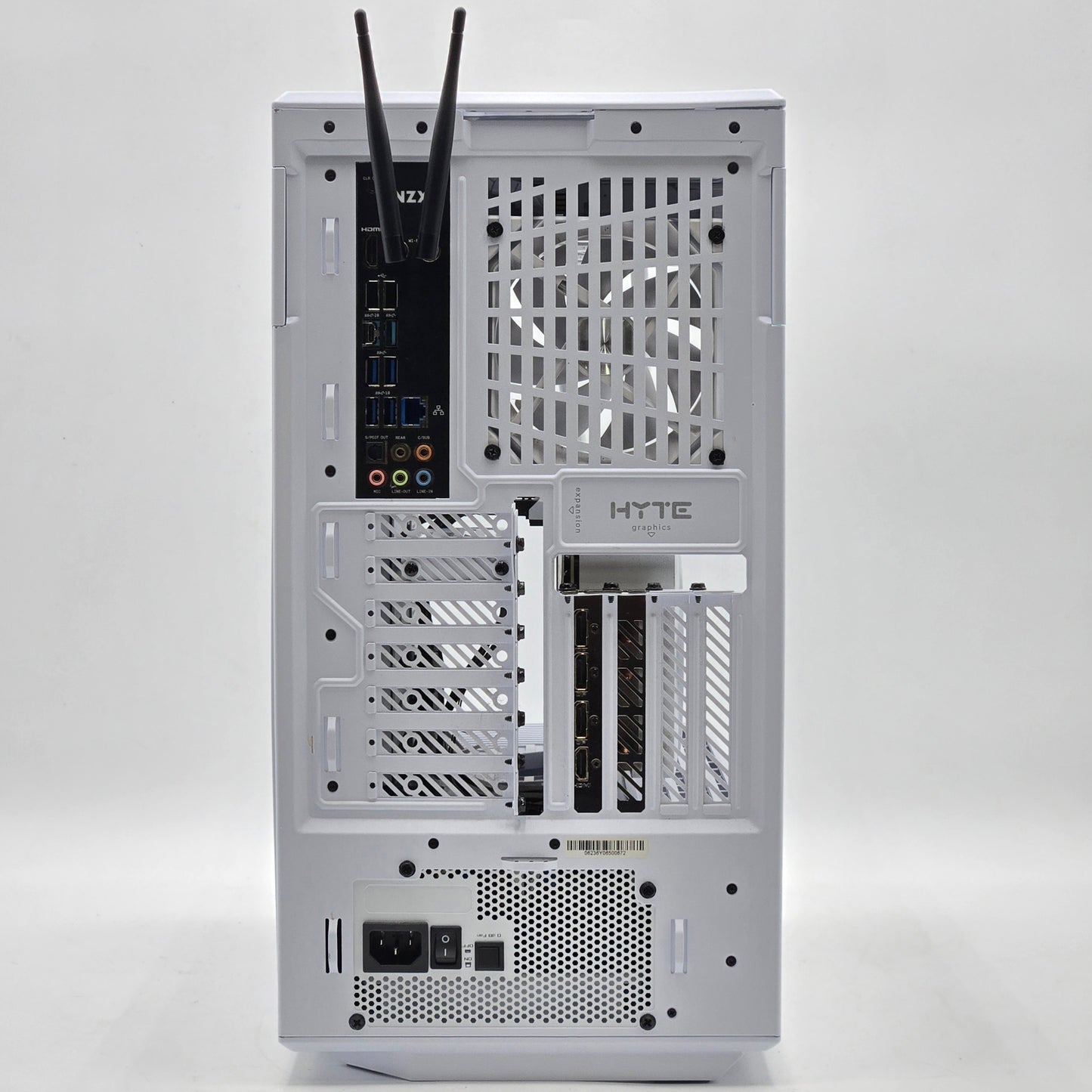 NZXT N7 Z790 i7-13700K 3.40GHz 64GB RAM 4TB SSD Gigabyte GeForce 4070 Ti