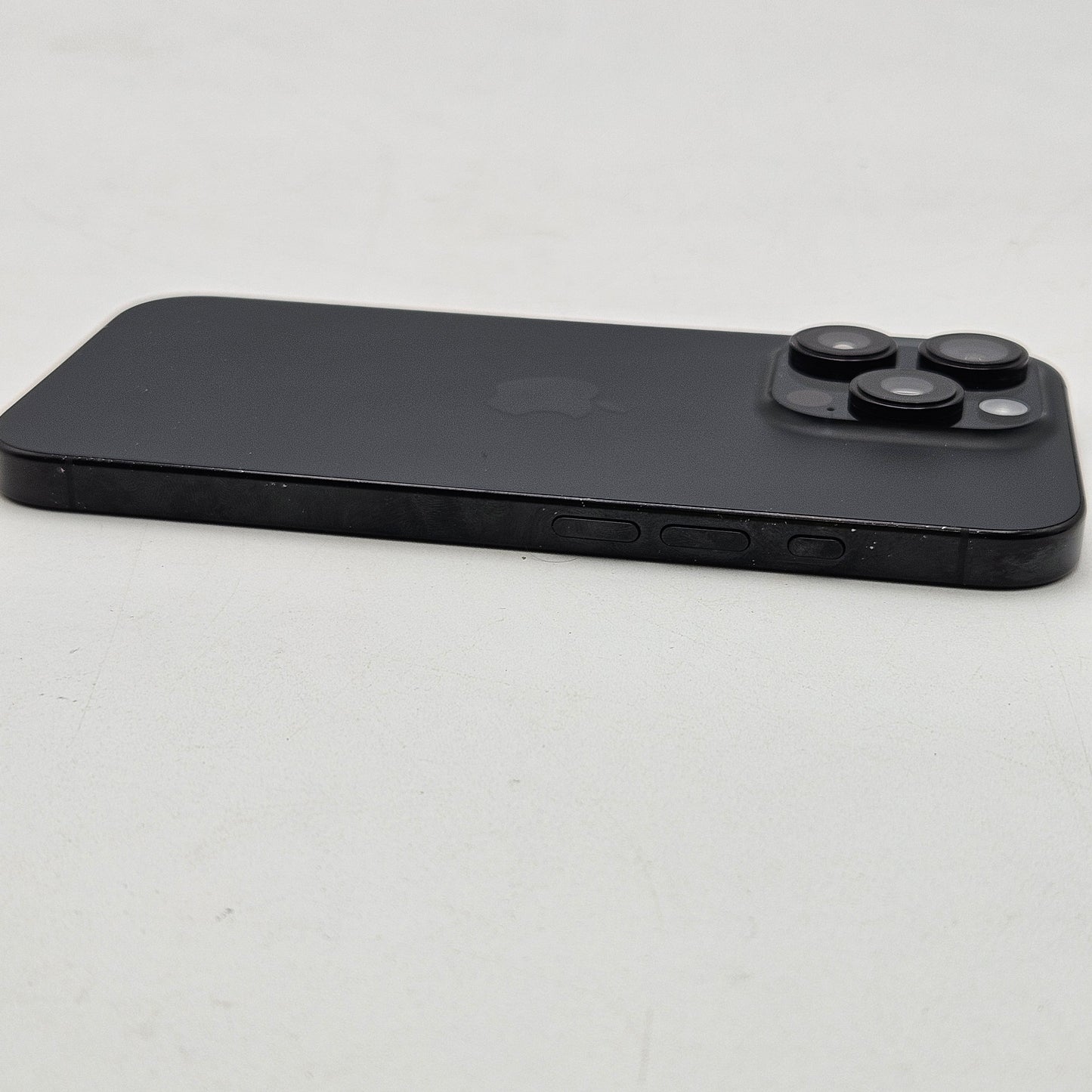 Unlocked Apple iPhone 16 Pro 128GB 18.6 Black MYM93LL/A
