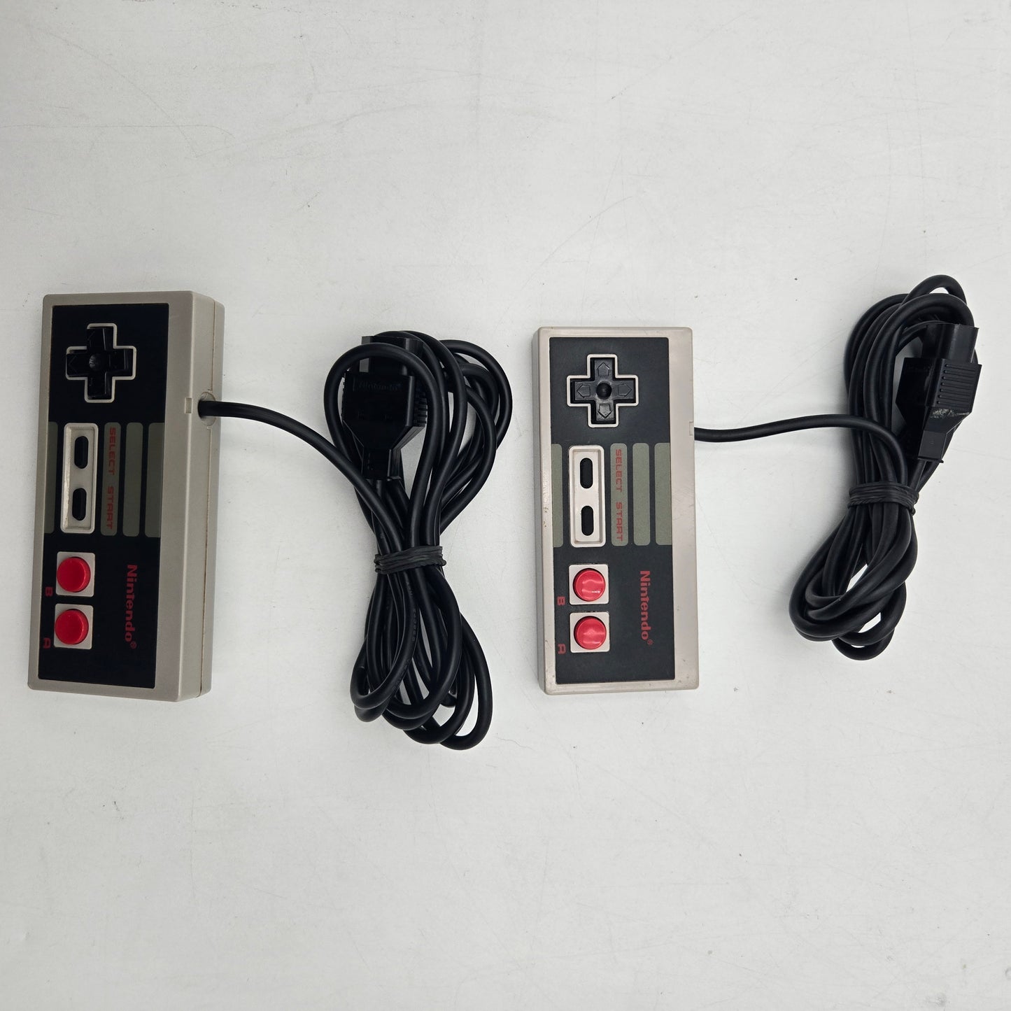 Nintendo Entertainment System NES Action Set NES-001 Gray Complete in Box CIB