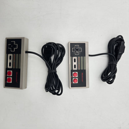 Nintendo Entertainment System NES Action Set NES-001 Gray Complete in Box CIB