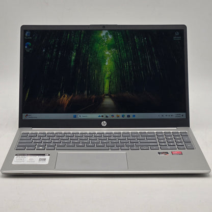 HP Laptop 15-FC0255NR 15.6" AMD Ryzen 3 7320U 2.4GHz 8GB RAM 256GB SSD Radeon